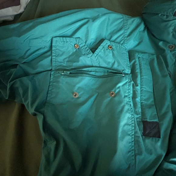 ProGear Medium Green Raincoat - Picture 4 of 7